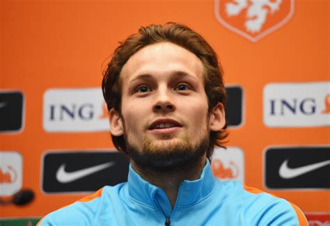 Defender (centre, left), defensive midfielder (c). Daley Blind Photos Photos - Netherlands Training Session ...