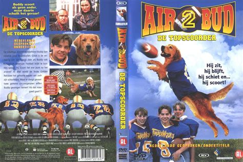 However, while practicing, he meets buddy, a runaway golden retriever, who surprises him with his ability to score baskets. Air Bud 2 De Topscoorder DVD NL | DVD Covers | Cover ...