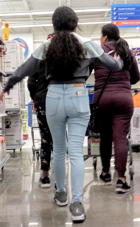 Candid teen in very short skirt. Latina JB Teen Tight Jeans - Tight Jeans - Forum