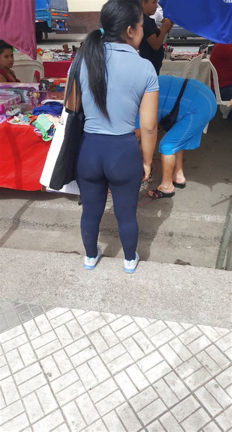 0 results for nalgas grandes. Bonita mujer con nalgas grandes en calzas | Mujeres bellas en la calle