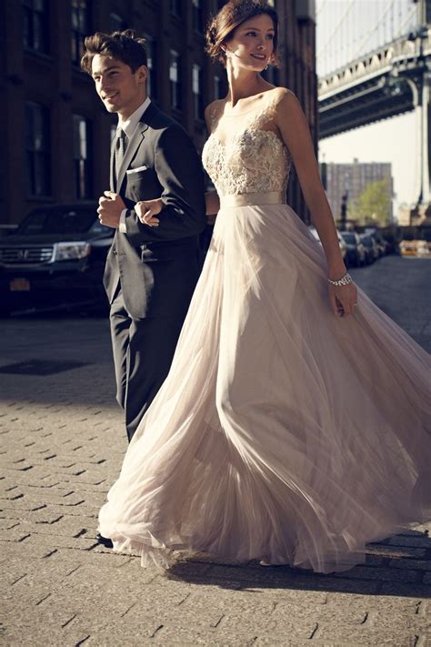 This dress type also looks great on taller brides. Smokin' Hot Wedding Dresses Under $500