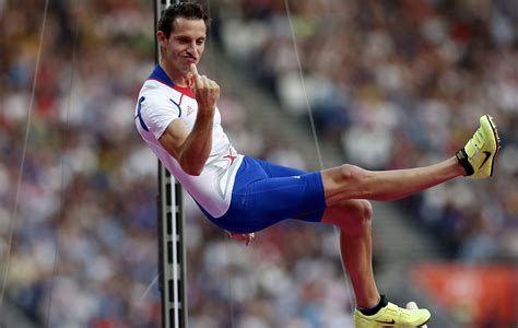 Sep 21, 2011 · on découvre donc dans le plus simple appareil romain barras, renaud lavillenie, kevin mayer et martial mbandjock, respectivement champion d'europe 2010 de décathlon, champion d'europe 2010 de. Lavillenie prend et donne du plaisir - Athlétisme