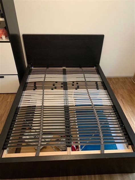 Guterhaltenes weißes ikea bett malm 140 x 200 cm mit matratze und lattenrost. IKEA MALM Bett + Lattenrost 140x200cm | Comprare su Ricardo