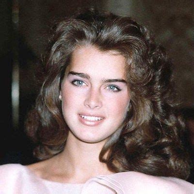 Yesterday a photograph made the rounds on the internet purporting to show bad brains. Brooke Shields... | Brooke shields young, Beauty