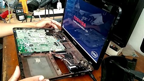 Gan laptop ane layarnya mati, tapi lampu indikator sama lampu dvd nyala pake external lcd jg gabisa. Replace / Pemasangan Mainboard Laptop Toshiba L645, L640 ...