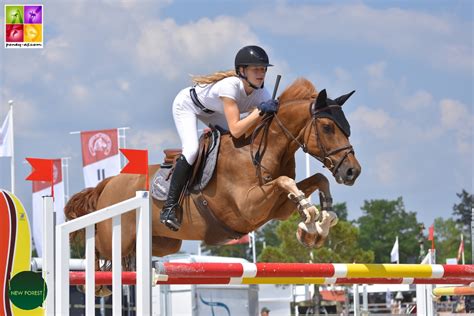 Da una segunda vida a tus prendas y gana dinero vendiendo la ropa que ya no te pones. PR - Les New Forest sur le Generali Open de France 2018