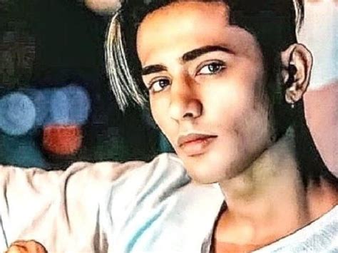 See photos, profile pictures and albums from zen death squad. Danish Zen Death Photo - Fans Attend Danish Zehen S Funeral Sara Ali Khan Mourns The Death Posts ...