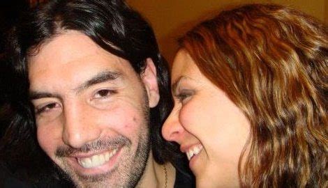 He married pamela scola and he has four sons, matias, lucas, tiago and tomas. Pamela Scola NBA Luis Scola's Wife - Fabwags.com