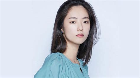 Jeon yeo bin cho biết, loại i imm tương tự như kang sora, nhưng tôi ít dễ dãi hơn trong một số cách. Jeon Yeo Bin - 전여빈 - Rakuten Viki