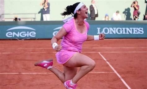 أُنْس جابر) (born august 28, 1994 in ksar hellal, tunisia) is a tunisian tennis player. Classement WTA : Ons Jabeur grimpe à la 45e place ...